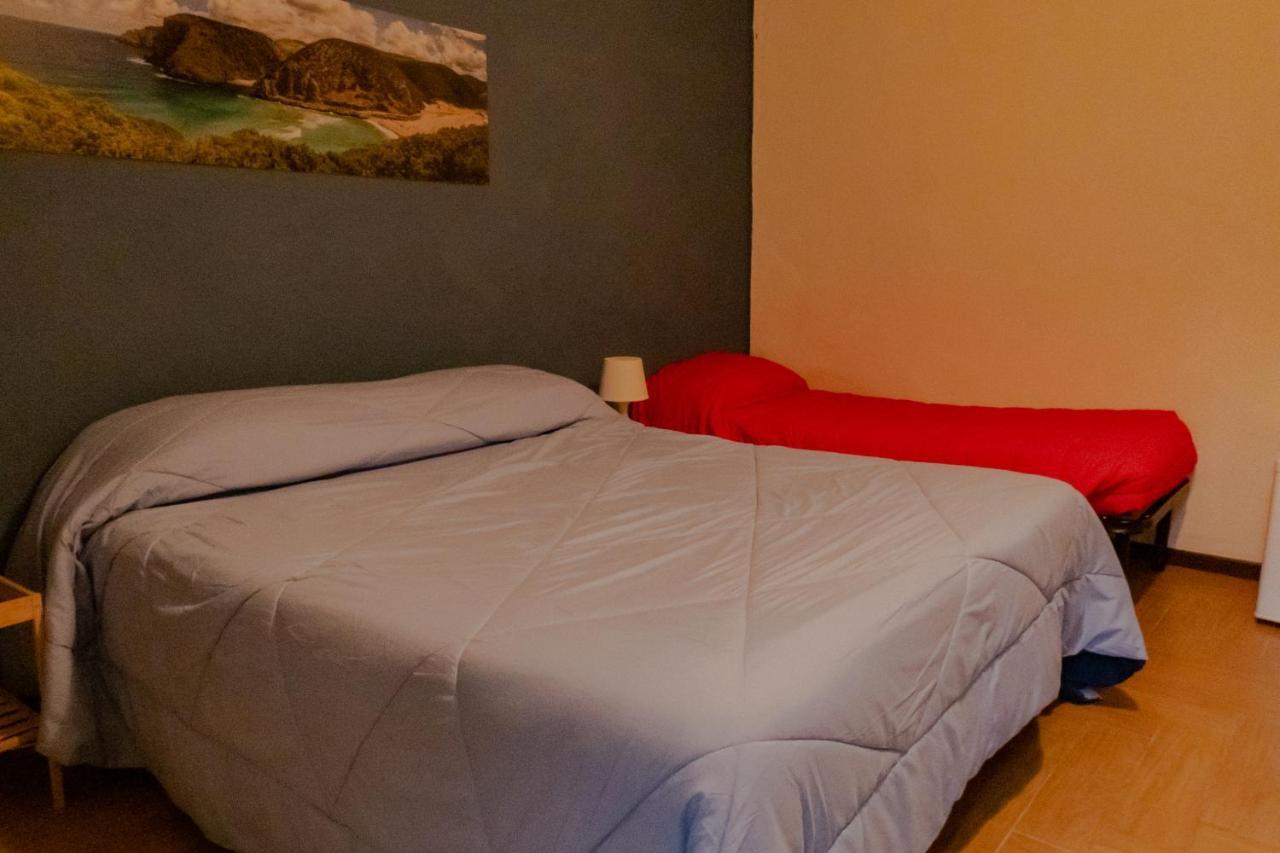 Passaggio A Sud Ovest Bed and Breakfast Iglesias Eksteriør billede